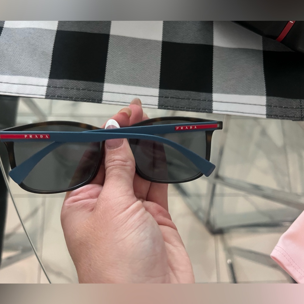 Mens Prada Linea Rosa sunglasses - Picture 8 of 10